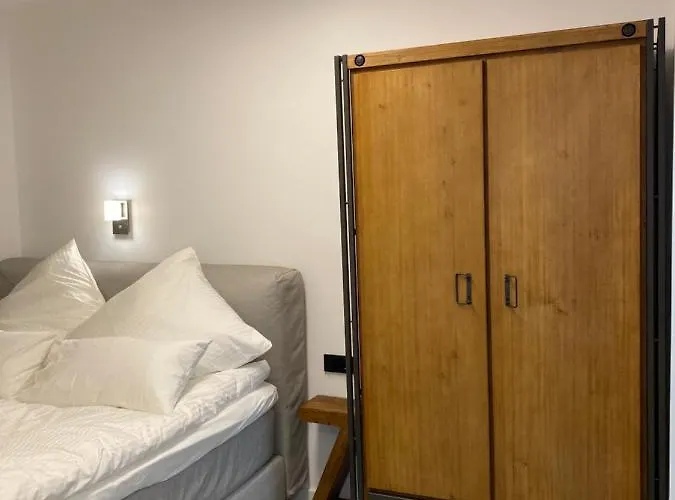 City Apartments Hannover 4*