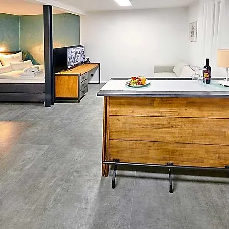 City Apartments Hannover 4*