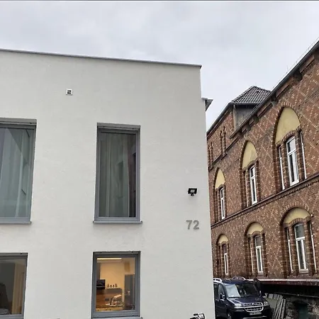 City Apartments Hannover 4*