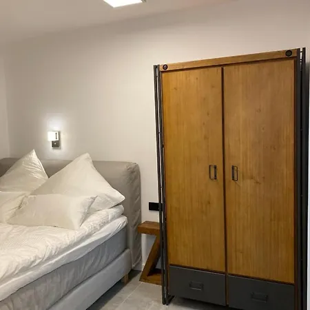 City Apartments Hannover 4*